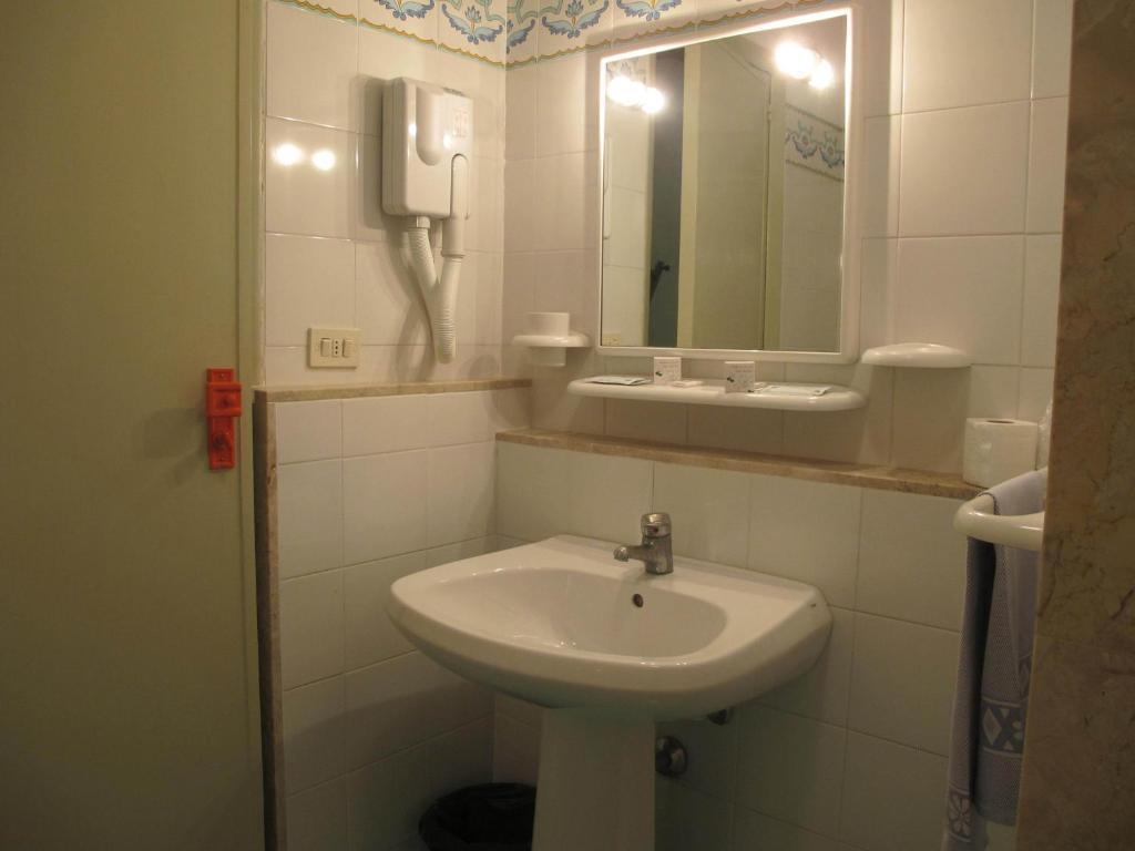 Hotel Phenicusa Pecorini ห้อง รูปภาพ